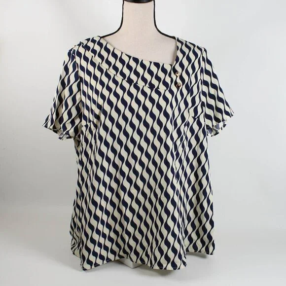 Bloomchic Wavy Print Asymmetrical Neckline Blouse - NWT - 14/16 - Picture 2 of 9